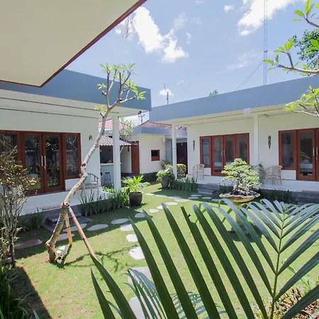 Riyuri Guest House
